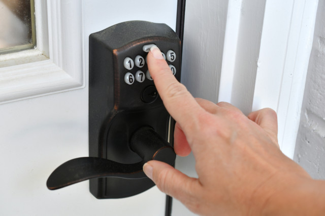 Residential-Keypad-Locks--in-Indian-Rocks-Beach-Florida-residential-keypad-locks-indian-rocks-beach-florida.jpg-image